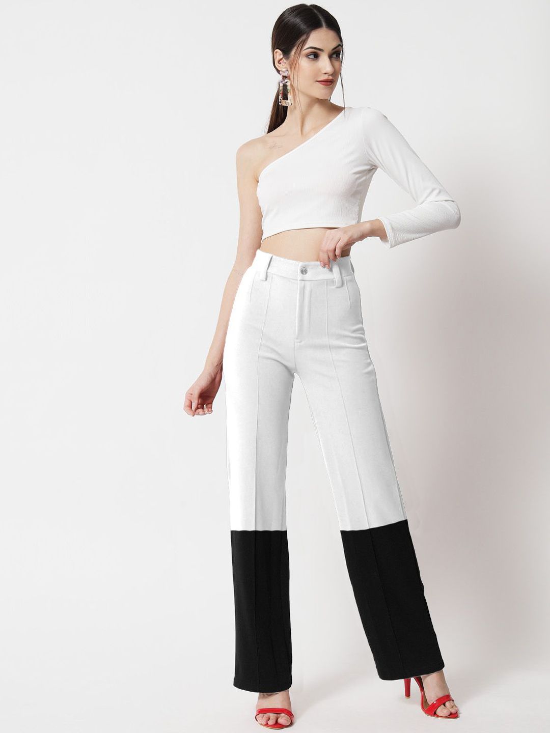 Kotty Women Colourblocked Relaxed Straight Leg Straight Fit High-Rise Easy Wash Trousers