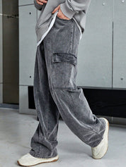 Kotty Men Relaxed Fit Cargo Jeans With Front Seam Paneling