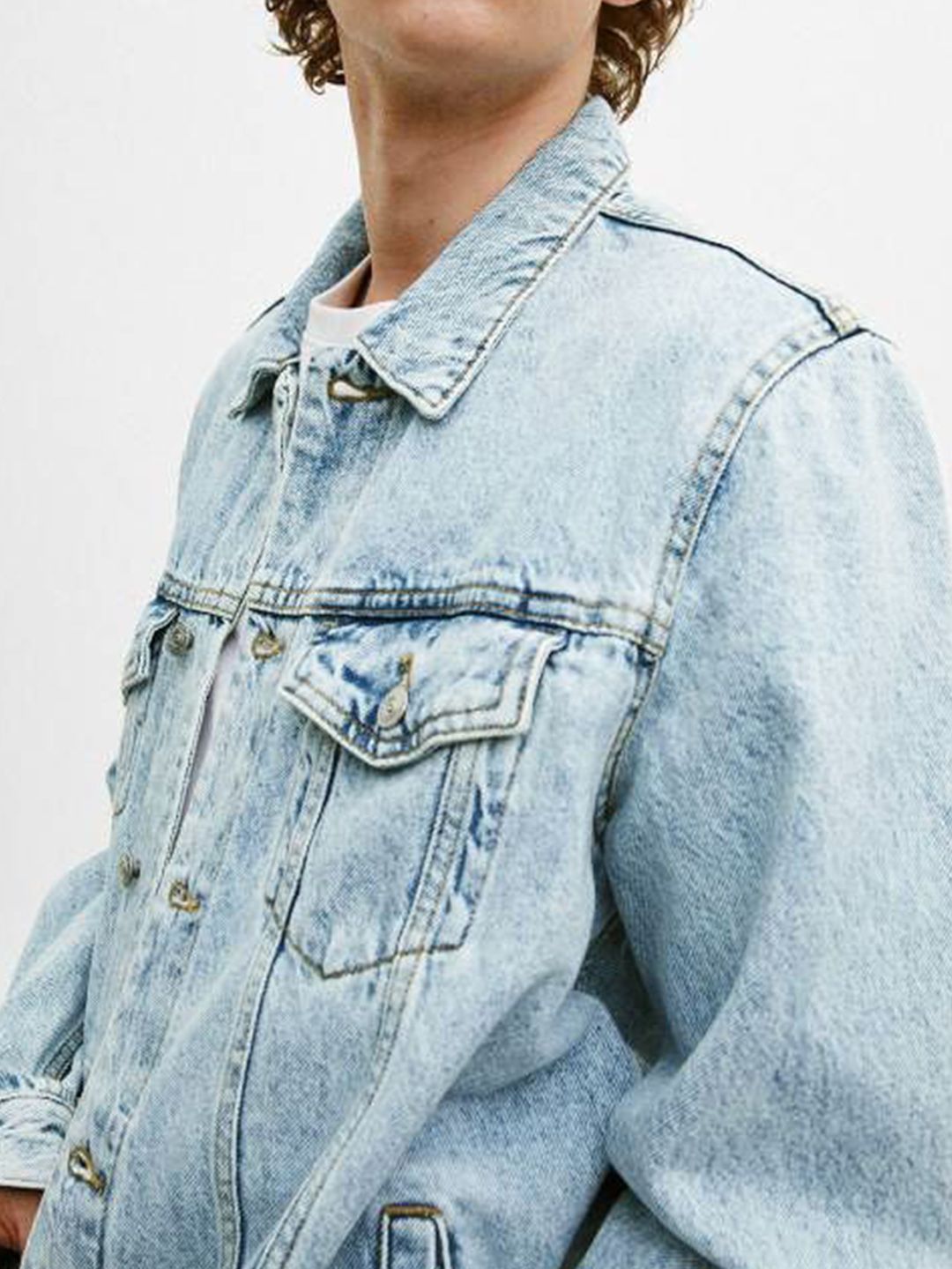 Kotty Men Solid Spread Collar Denim Jacket