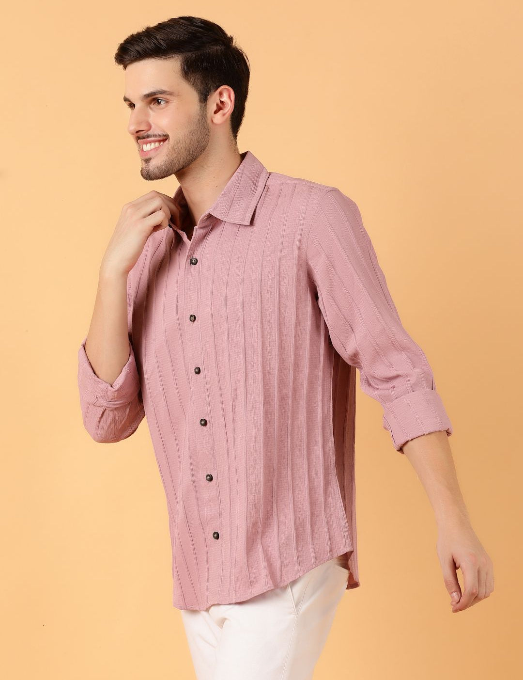 Kotty Men Relaxed Spread Collar Textured Cotton Casual Shirt