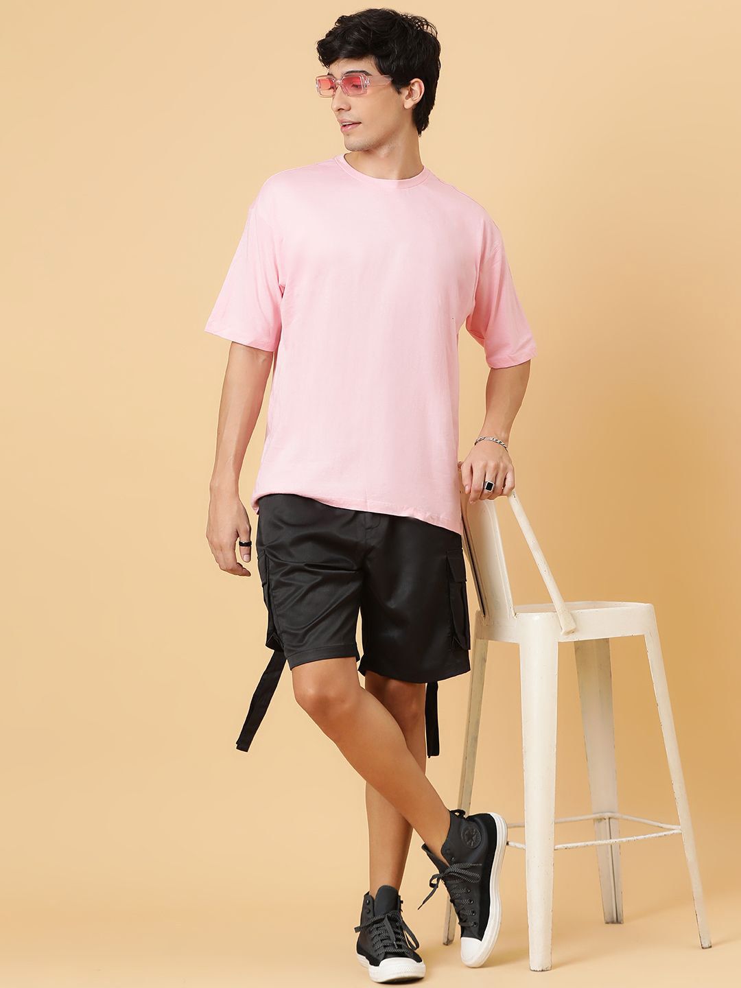 Kotty Men Low-Rise Cargo Shorts