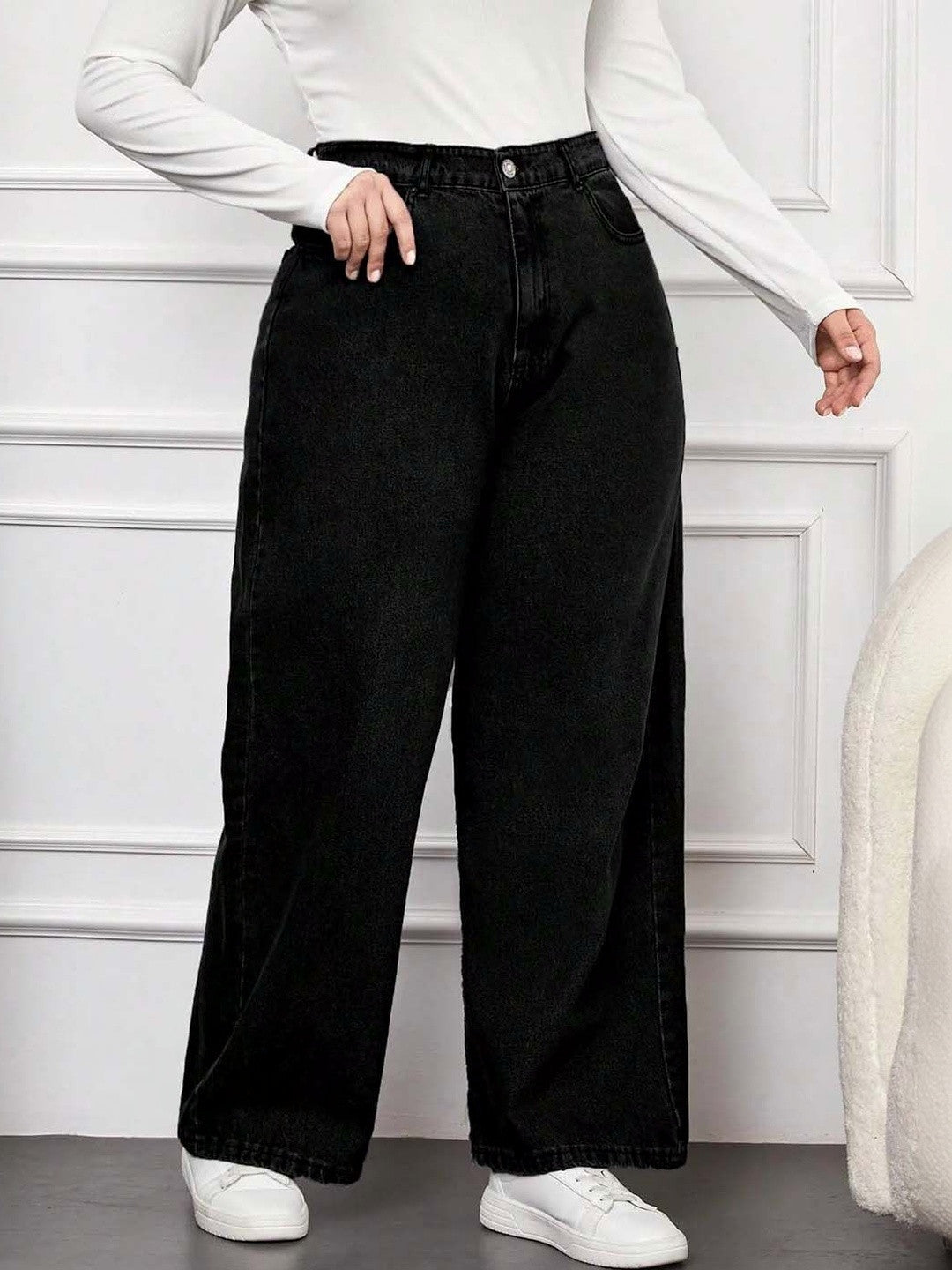 Kotty Women Straight Wide Fit Denim Jeans