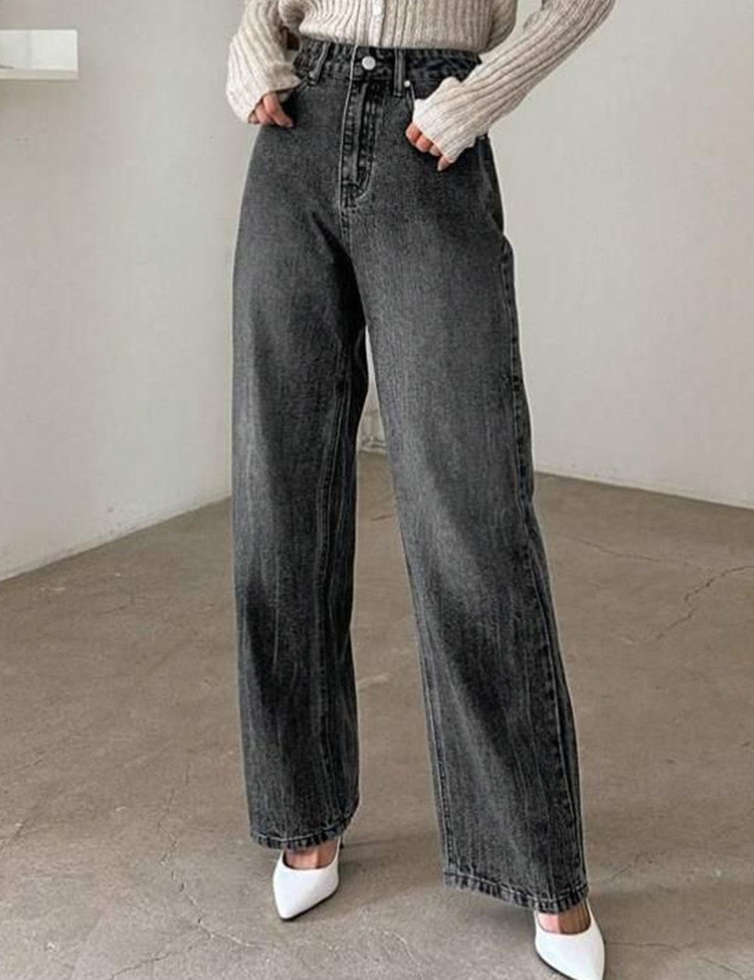 Kotty Women Jean Straight Fit High-Rise Stretchable Jeans