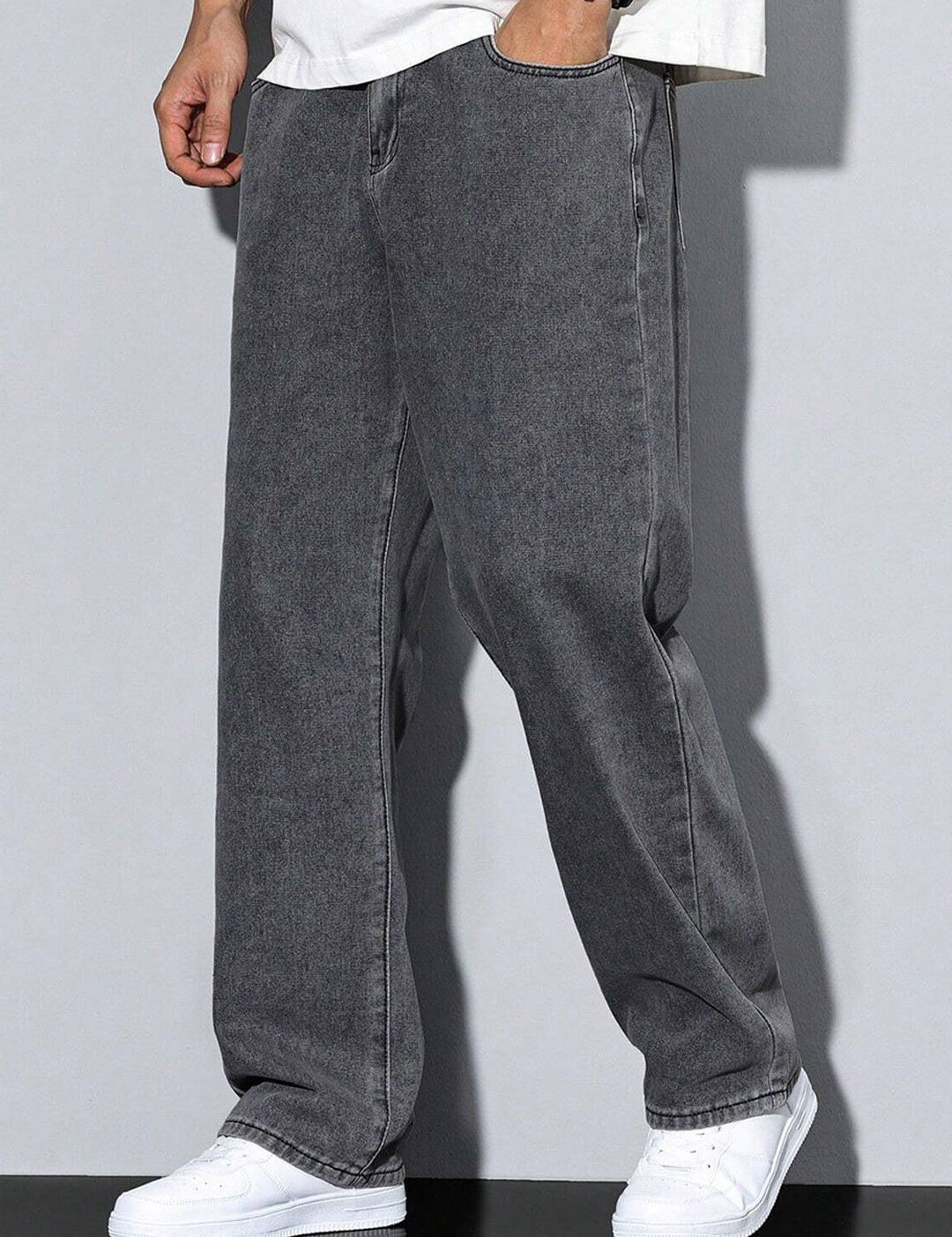 Kotty Relaxed Fit Low-Rise Stretchable Jeans