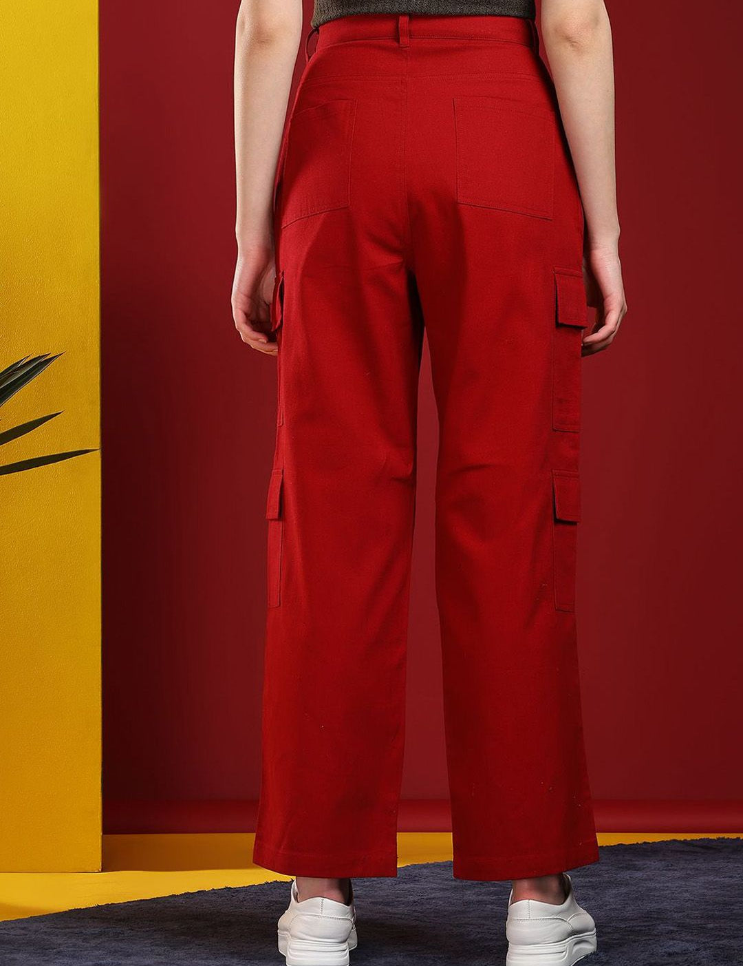 Kotty Women Jean Straight Fit High-Rise Stretchable Cargo Jeans