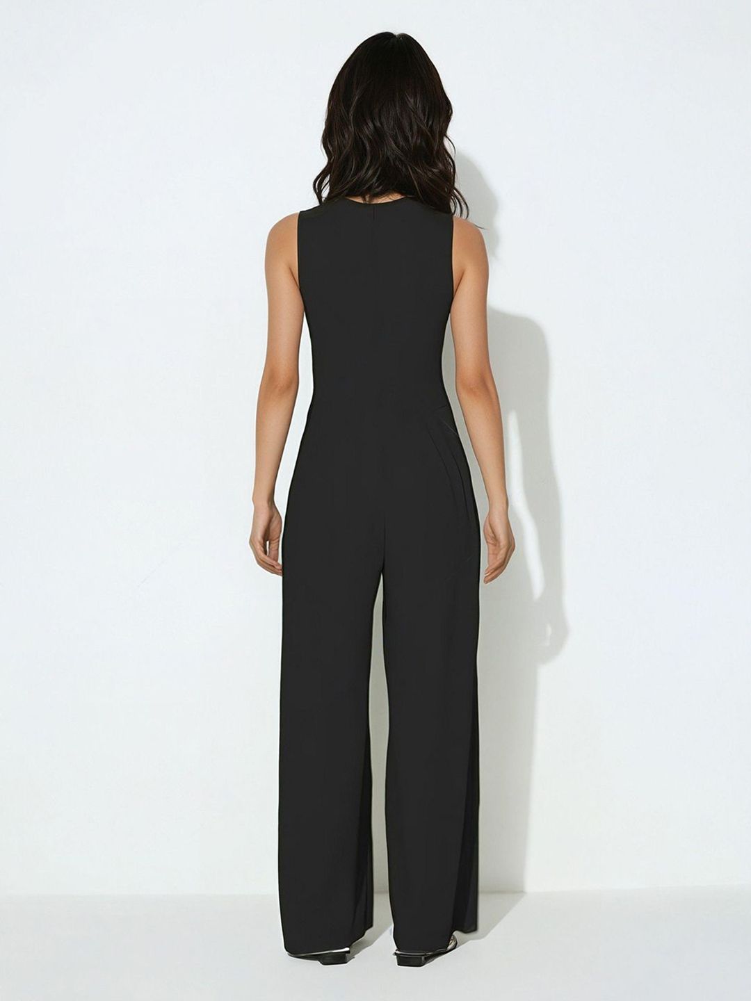 Kotty Round Neck Sleeveless Basic Jumpsuit