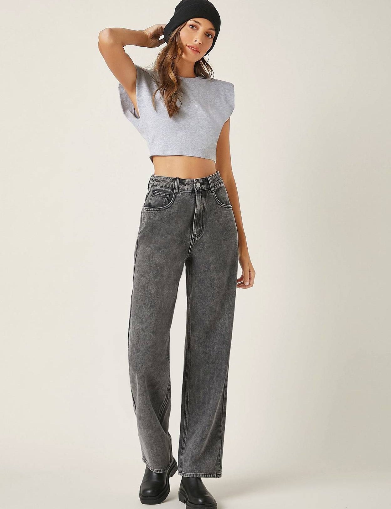 FlaredWomenGreyJeans-2_jpg.jpg