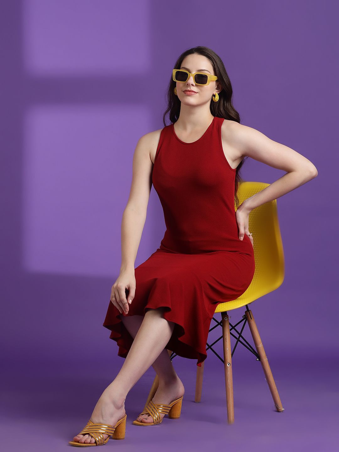 Kotty Women Solid Sheath Midi Dress