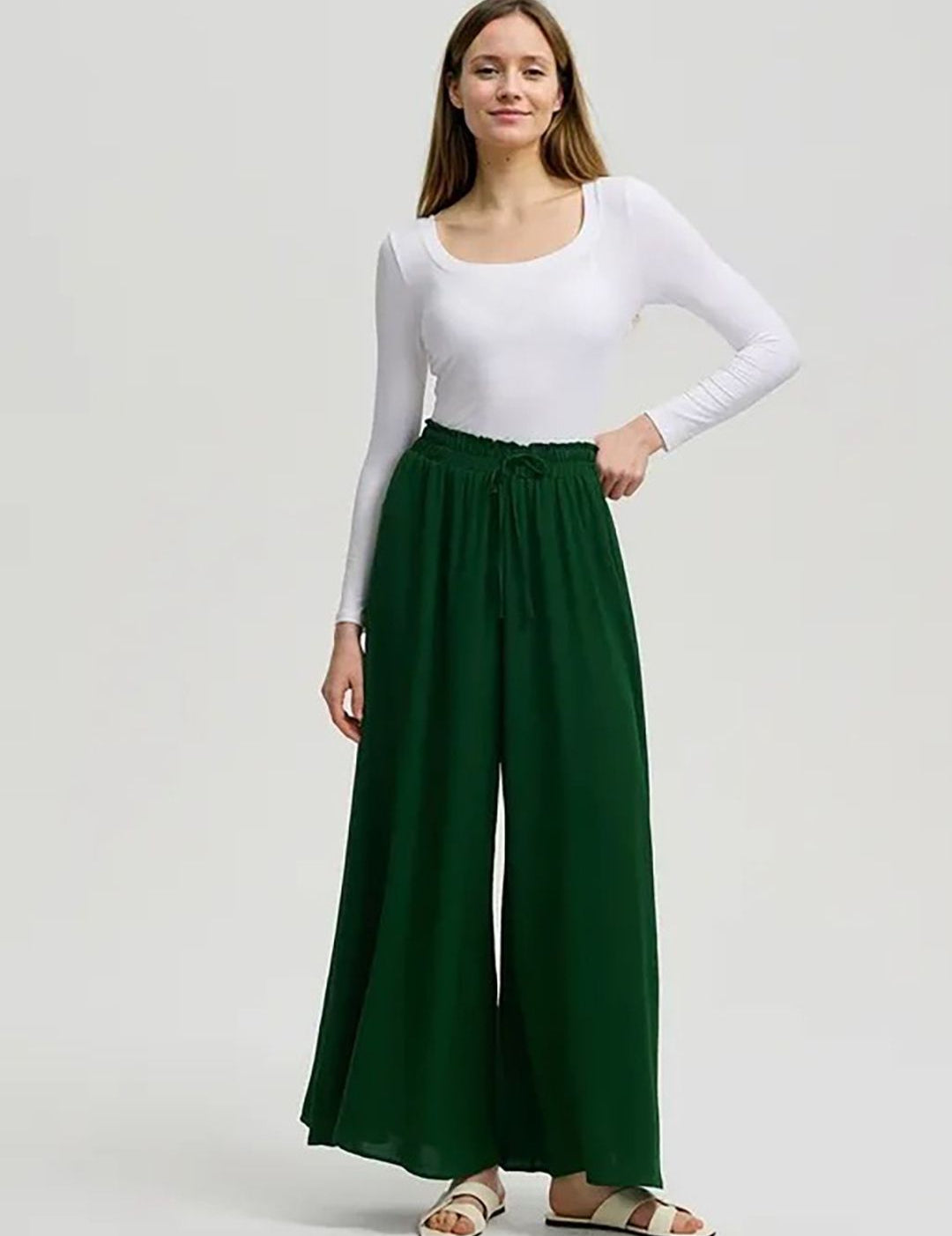 Kotty Women High-Rise Easy Wash Pleated Trousers