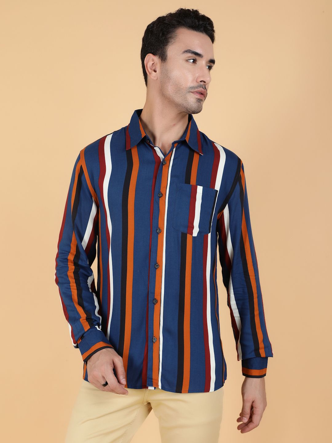 Kotty Men Relaxed Spread Collar Graphic Printed Casual Shirt