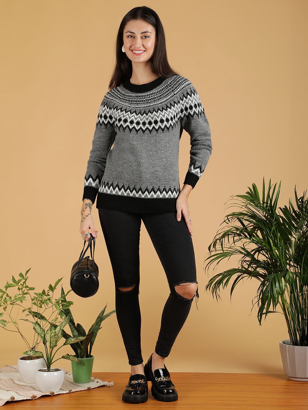 Kotty Women Geometric Design Cotton Cardigan