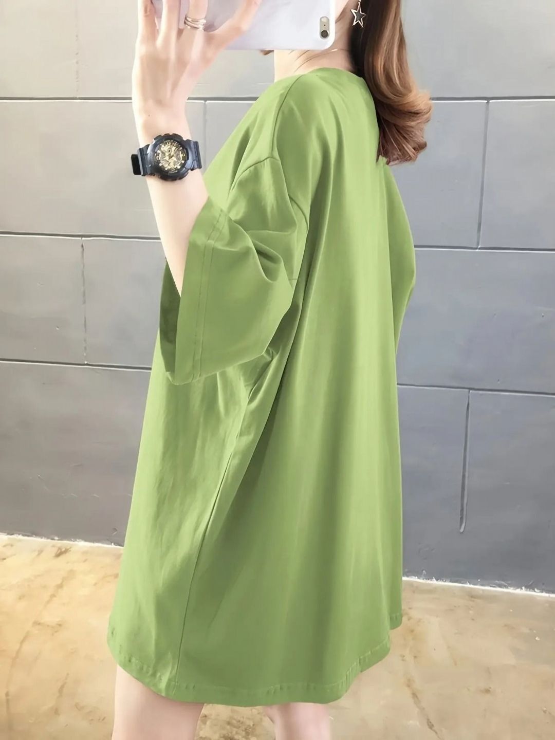 Kotty Round Neck Drop-Shoulder Sleeves Oversized T-shirt