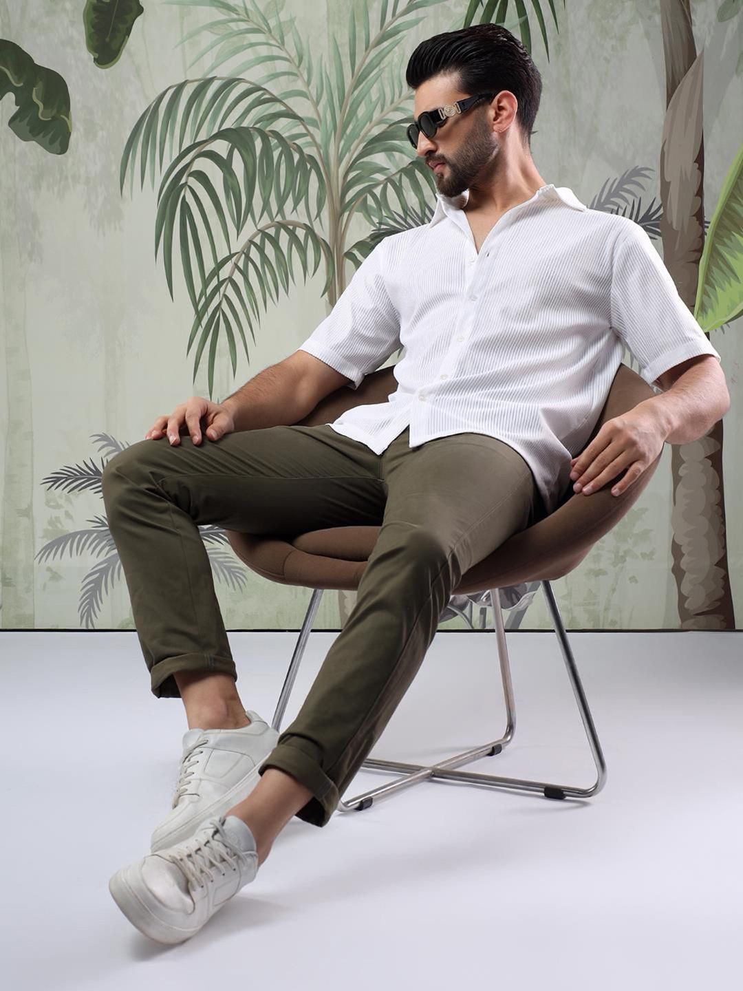 Kotty Men Vertical Stripes Casual Shirt