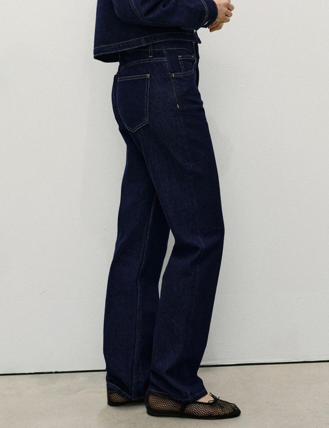 Kotty Women Straight Fit High-Rise Jeans