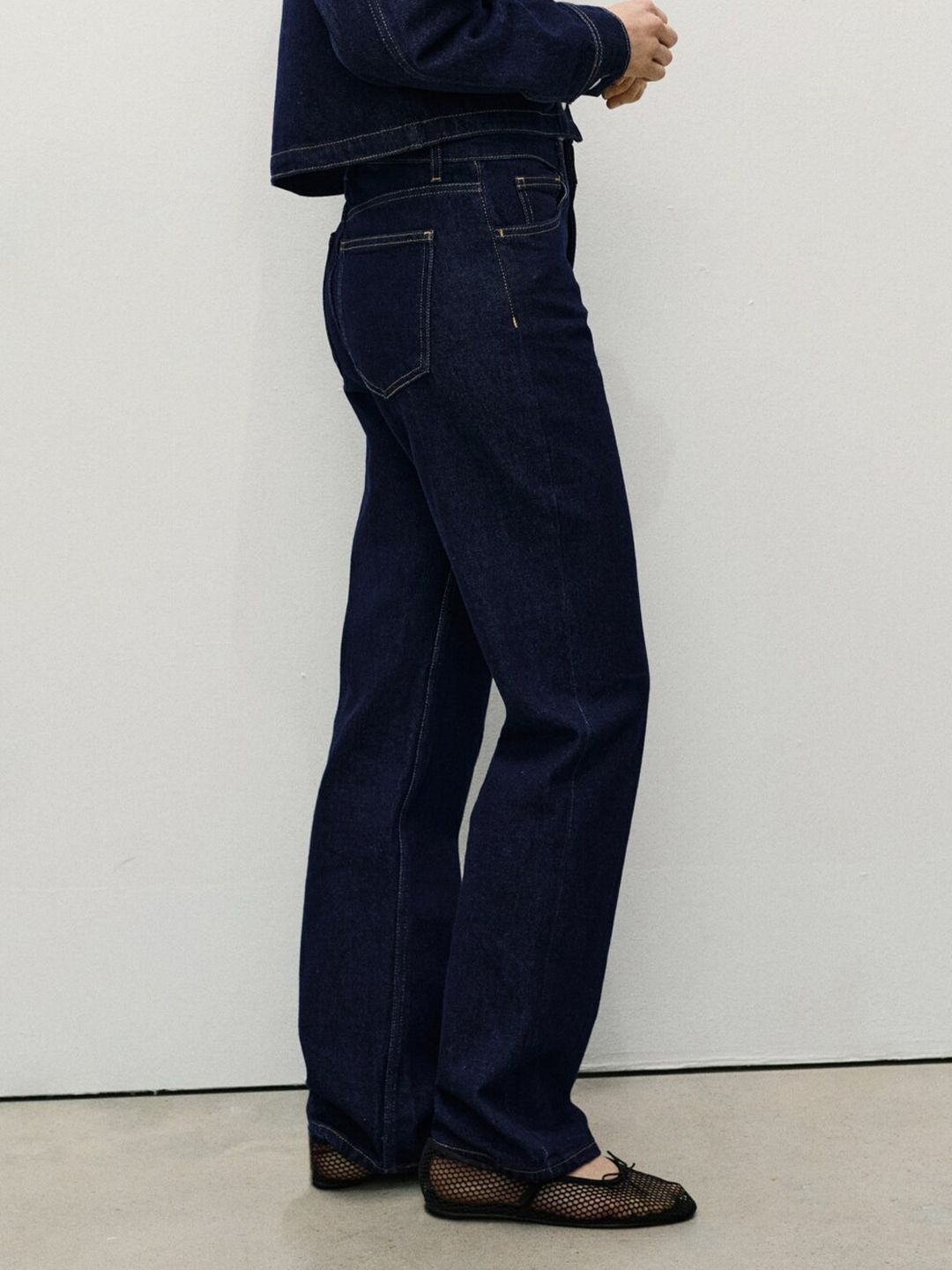 Kotty Women Straight Fit High-Rise Jeans