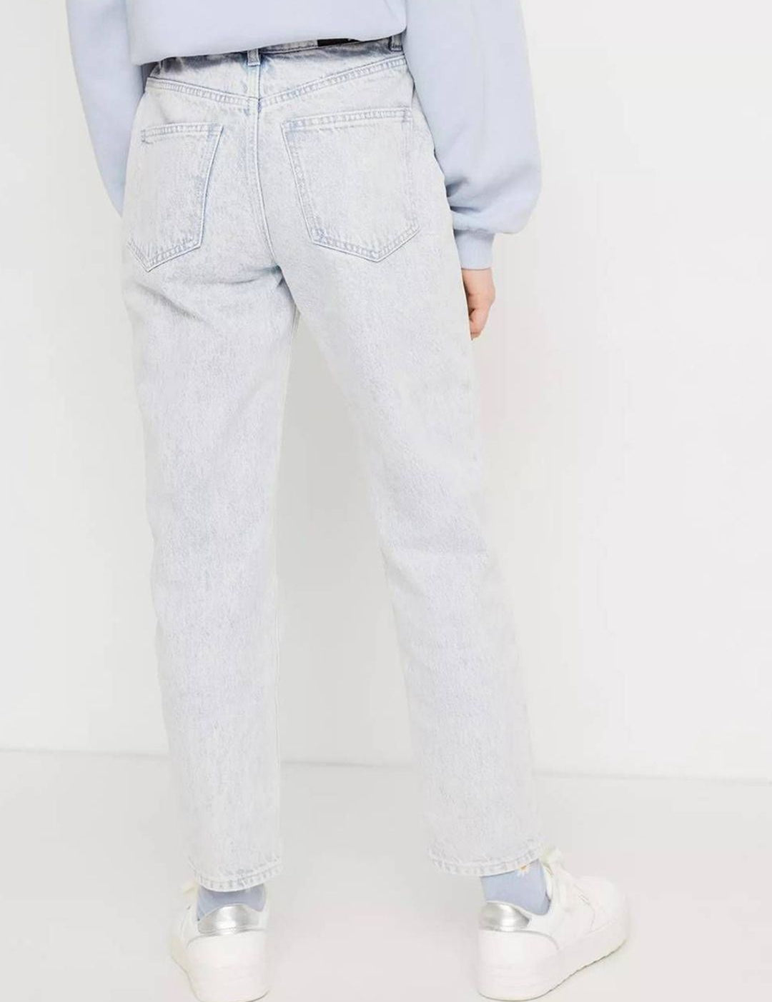 Kotty Girls Straight Fit High-Rise Stretchable Jeans