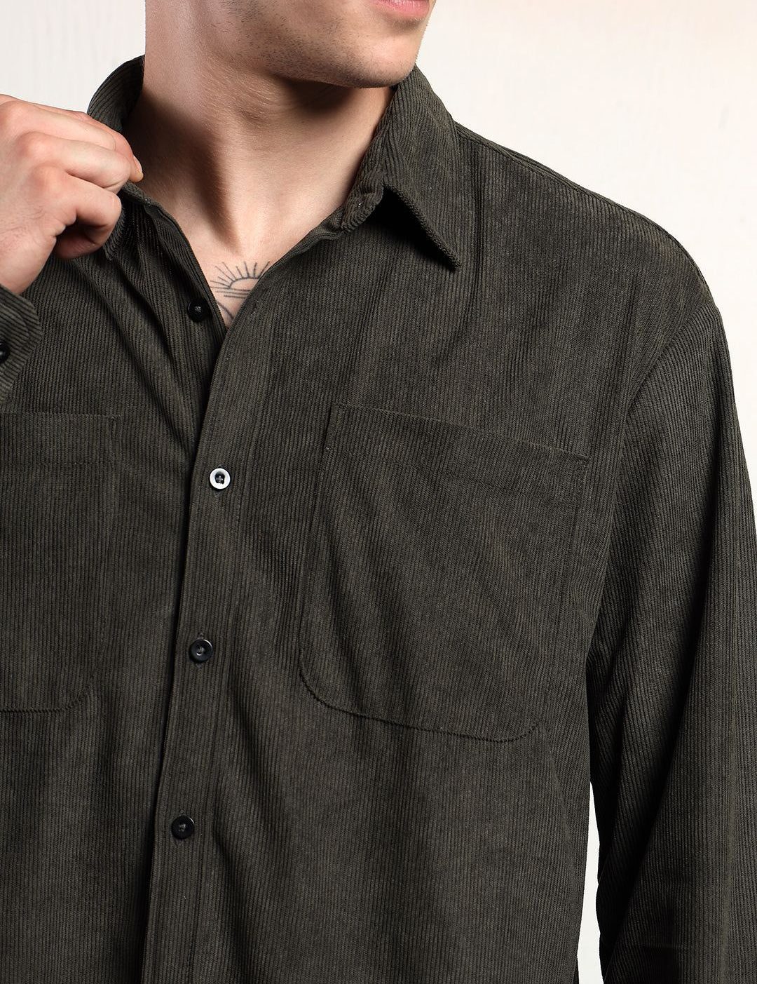 Kotty Vertical Stripes Cotton Spread Collar Short Sleeves Shirt