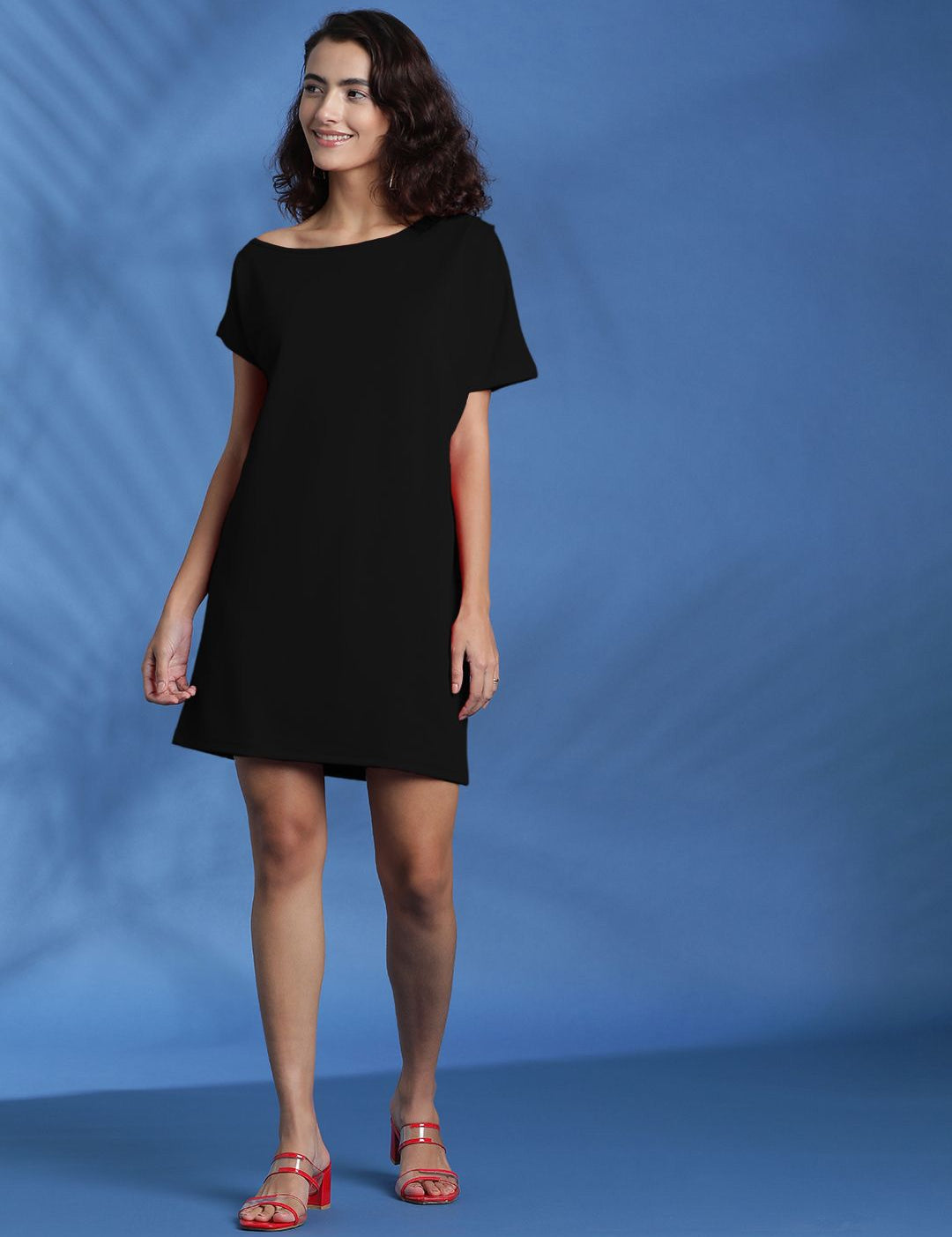 Kotty Women Boat Neck Bodycon Mini Dress