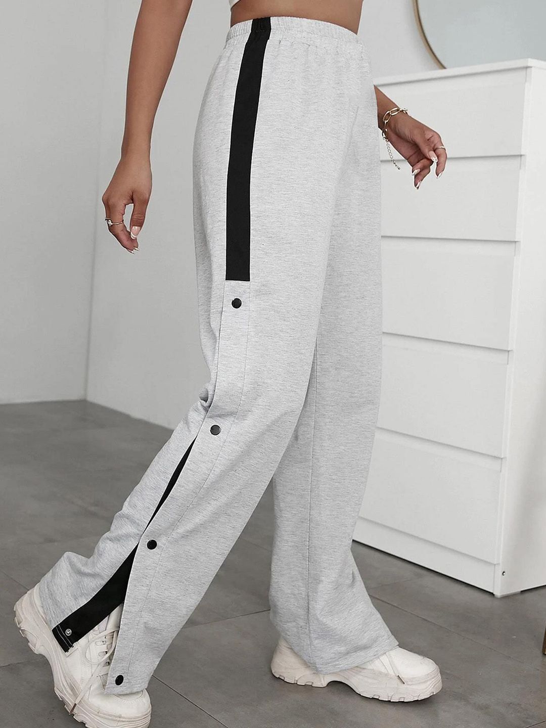 Kotty Womens Relaxed-Fit Mid-Rise Track Pants 