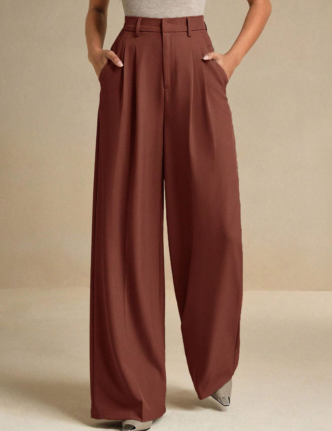 Kotty Women Relaxed Fit High-Rise Pleated Trouser