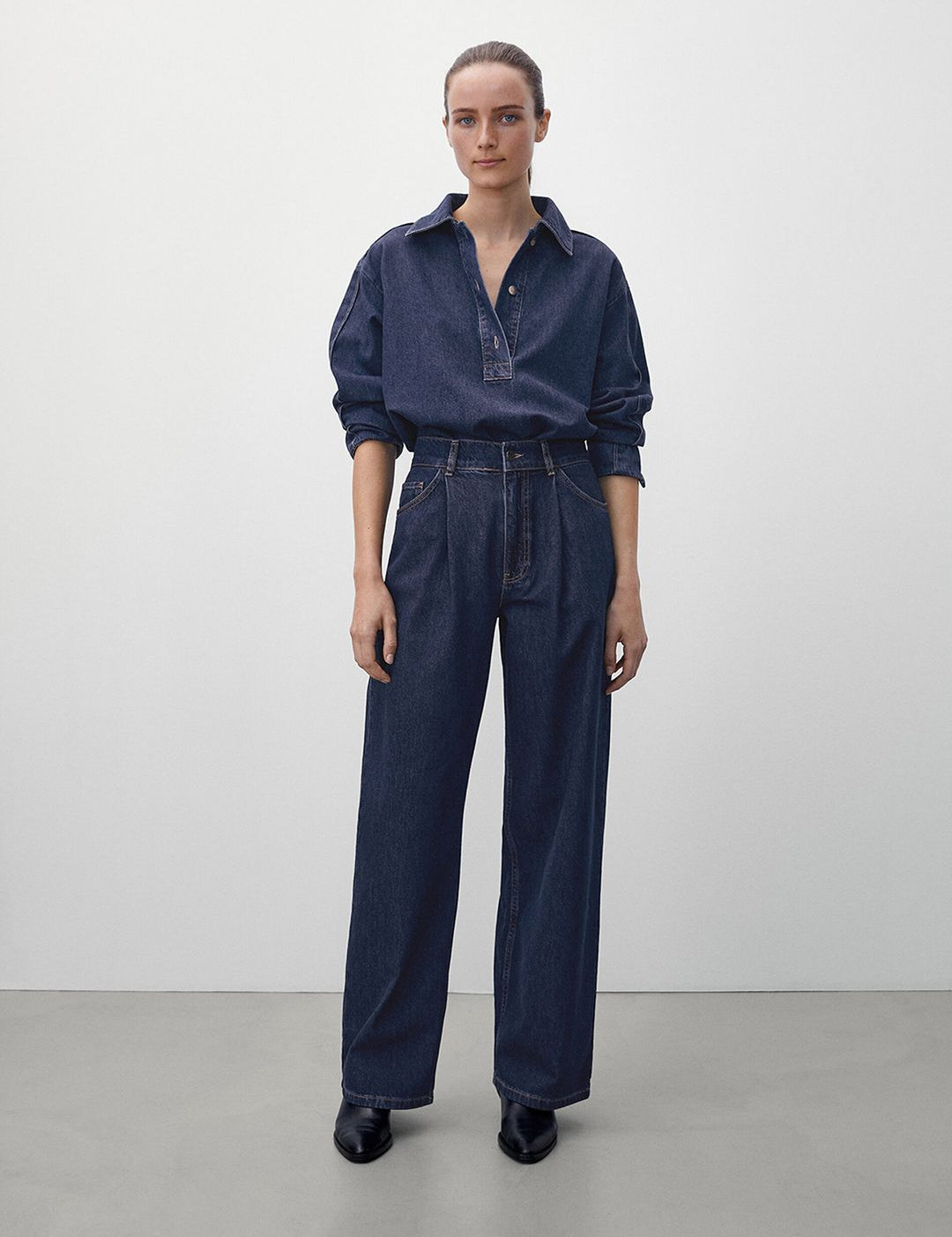 Kotty Women Straight Fit High-Rise Stretchable Jeans