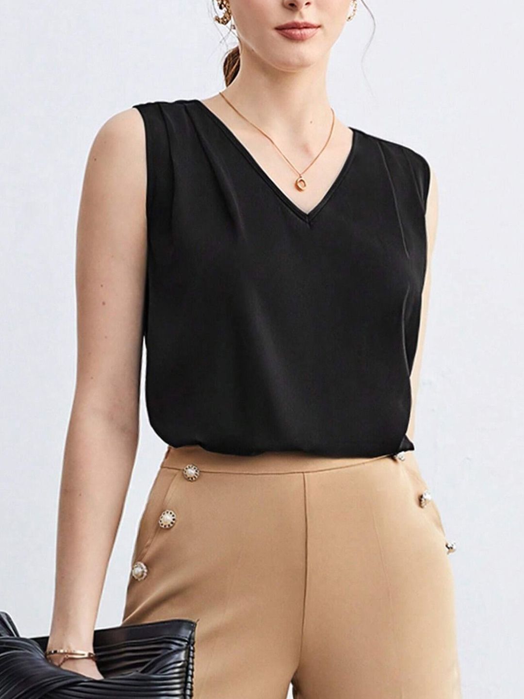 Kotty Women Solid V-Neck Top