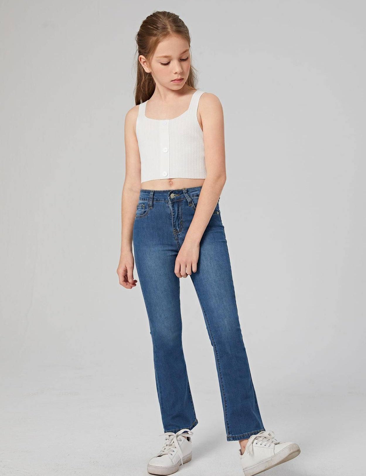 GirlsRegularMidRiseBlueJeans-2.jpg_2_c98fe40c-d7f6-4f12-9179-5aa41c8289ab.jpg