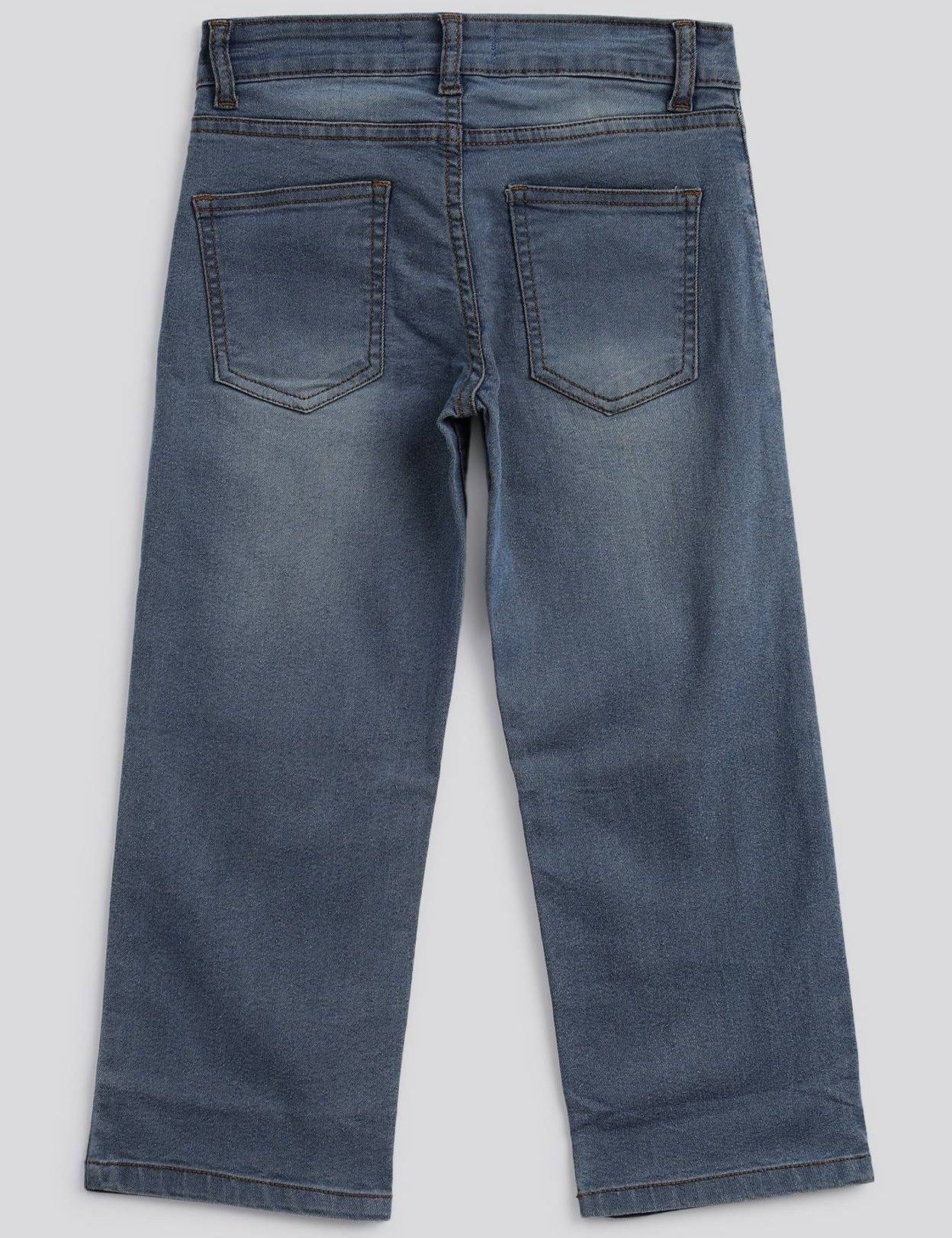 GirlsRegularMidRiseBlueJeans-2_jpg_5aa93302-258d-41f0-9a6d-8c75bd8f474c.jpg