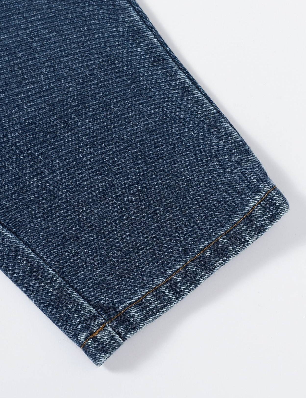 GirlsRegularMidRiseBlueJeans-3.jpg_1_2732c154-947c-4aa8-9d00-f018d5574406.jpg