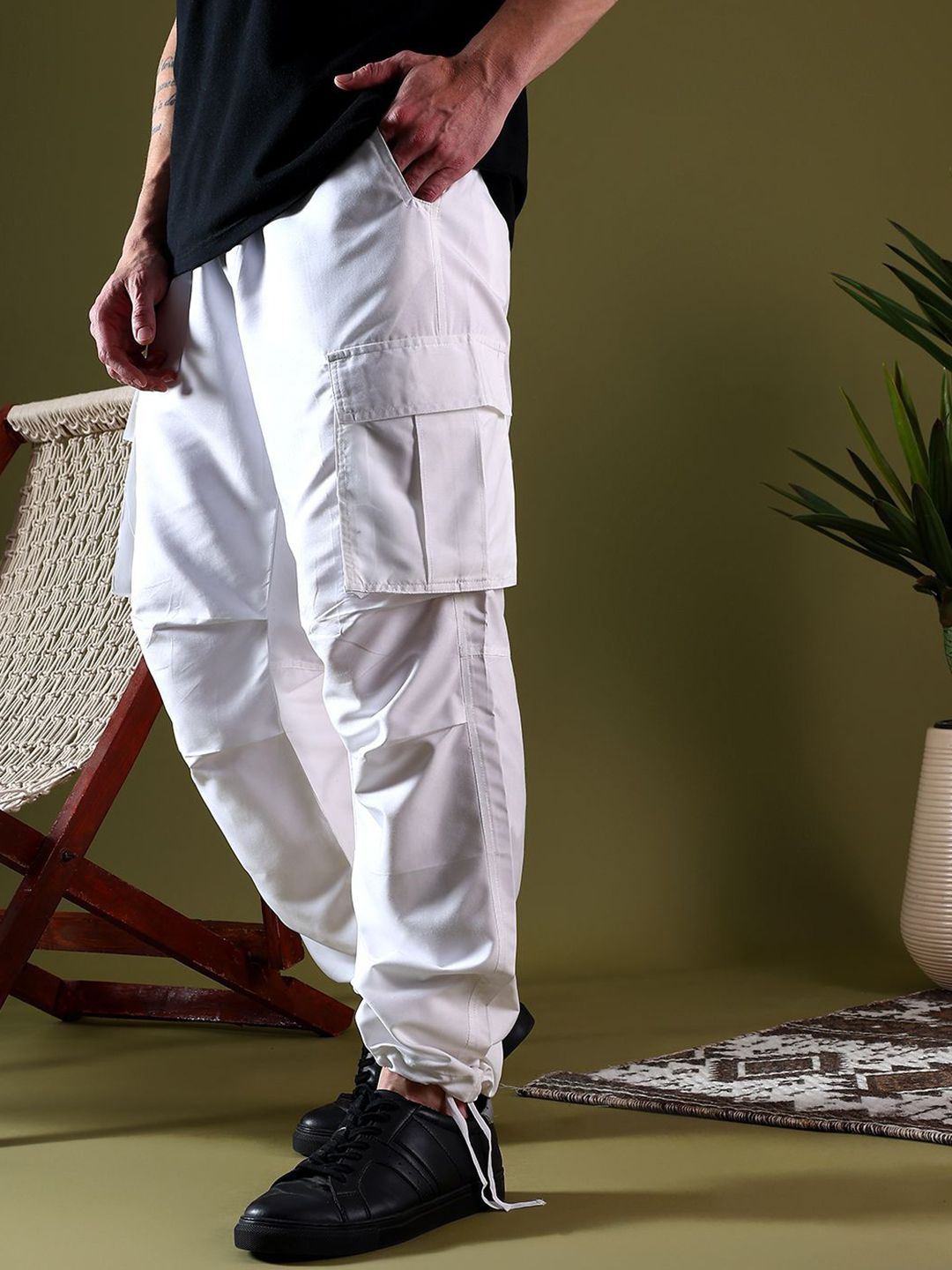 Kotty Men Relaxed Easy Wash Cargos Trousers