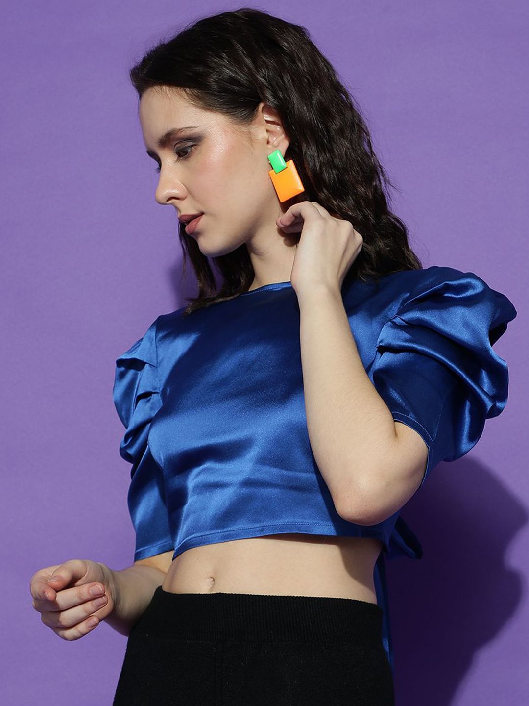 Kotty Women Solid Boat Neck Top