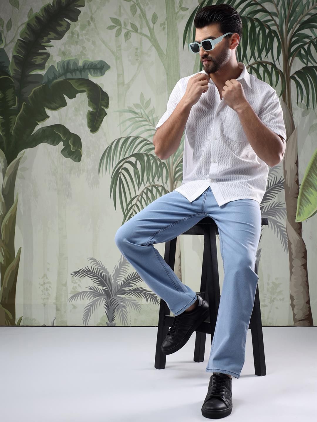 Kotty Men Spread Collar Textured Casual Shirt