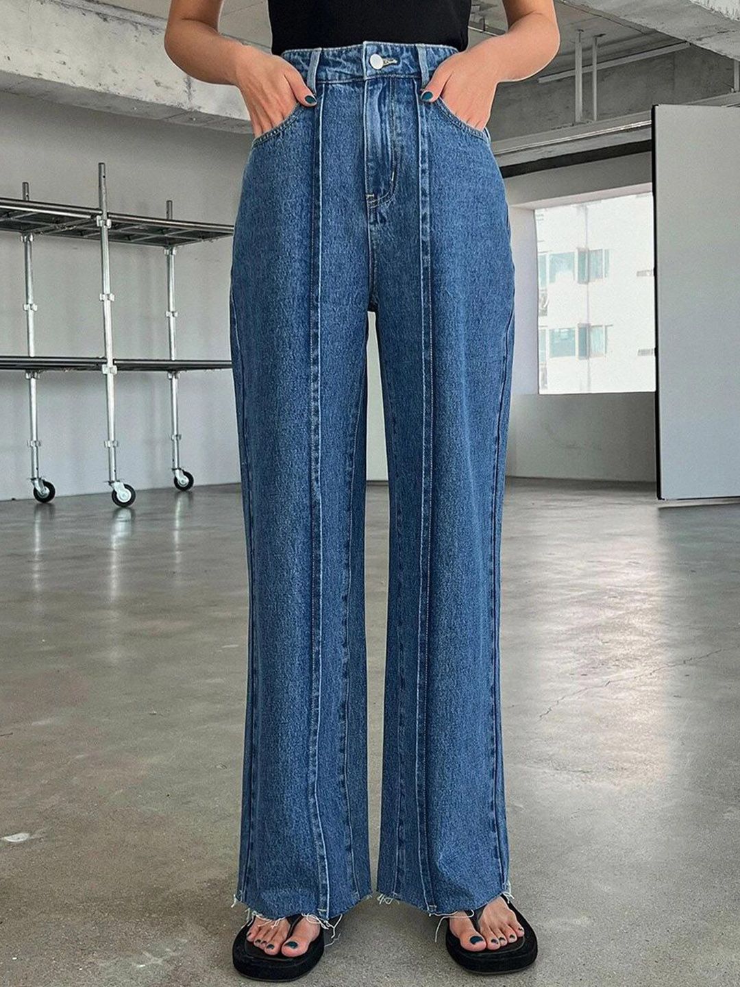 Kotty Women Straight Fit Cotton High-Rise  Jeans