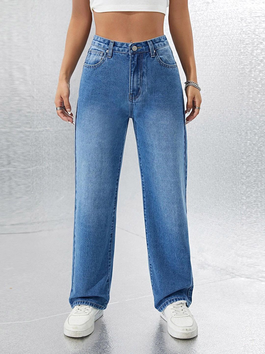 Kotty Women Straight Fit High-Rise Stretchable Jeans