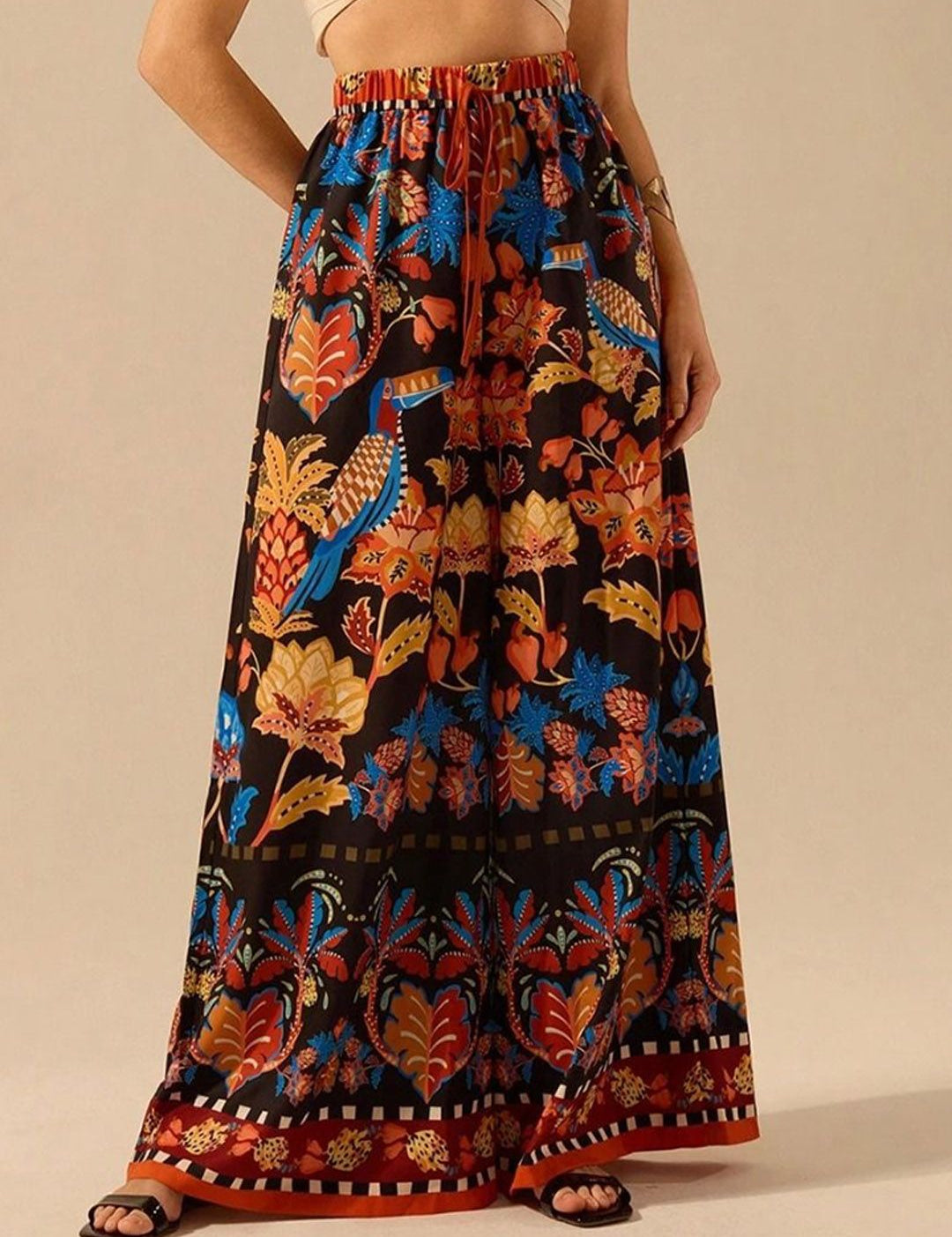 Kotty Women Floral Printed Relaxed Flared High-Rise Trousers