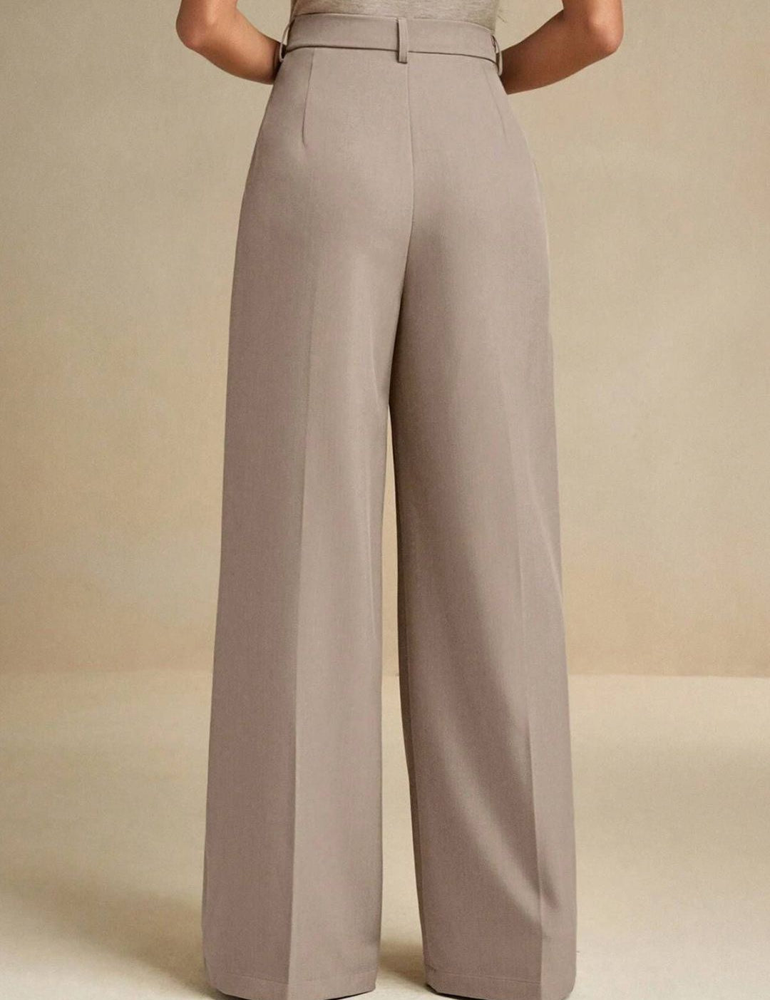 Kotty Women Relaxed Fit High-Rise Trousers