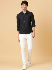 Kotty Men Relaxed Spread Collar Solid Casual Shirt