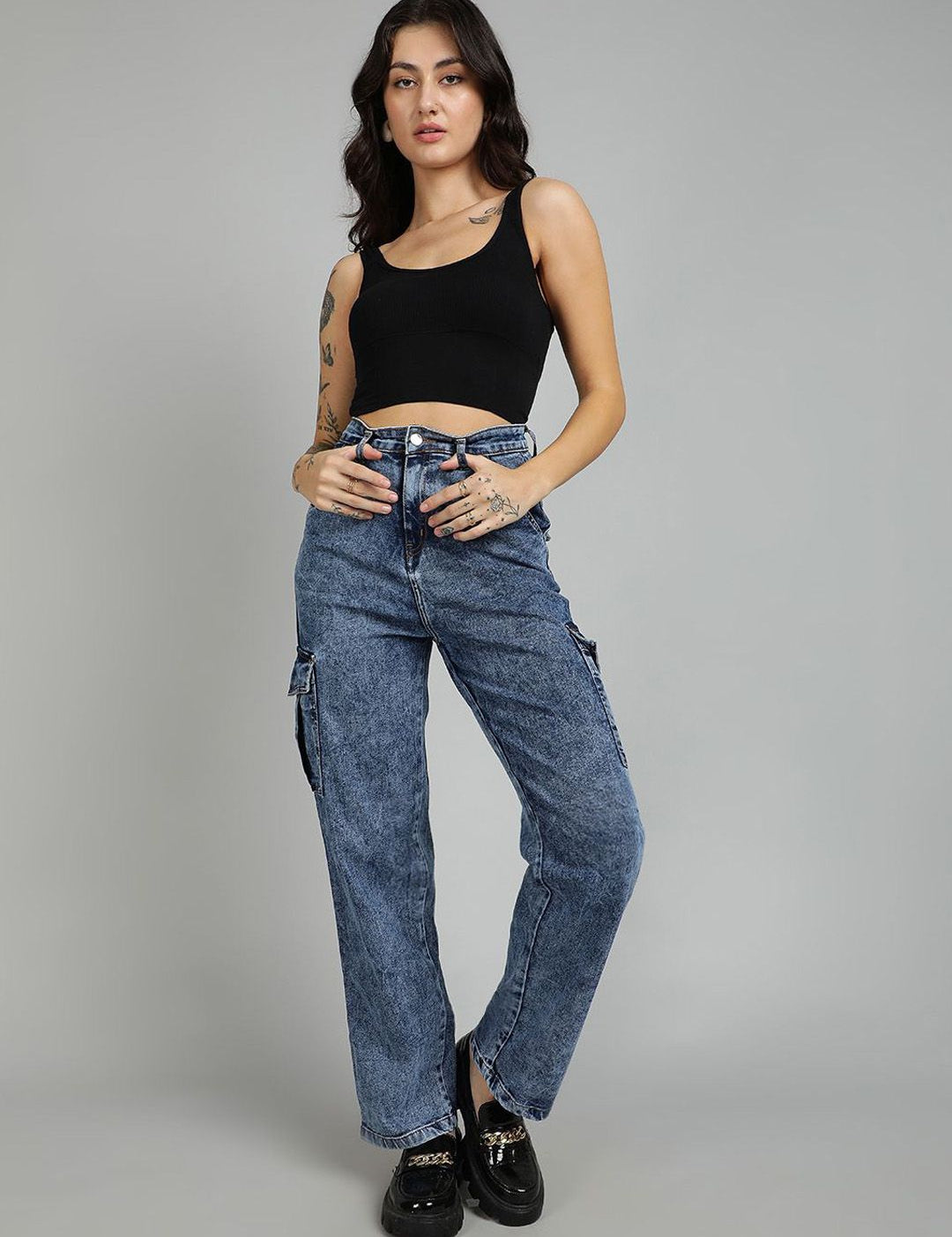 Kotty Women Straight Fit High-Rise Stretchable Cargo Jeans