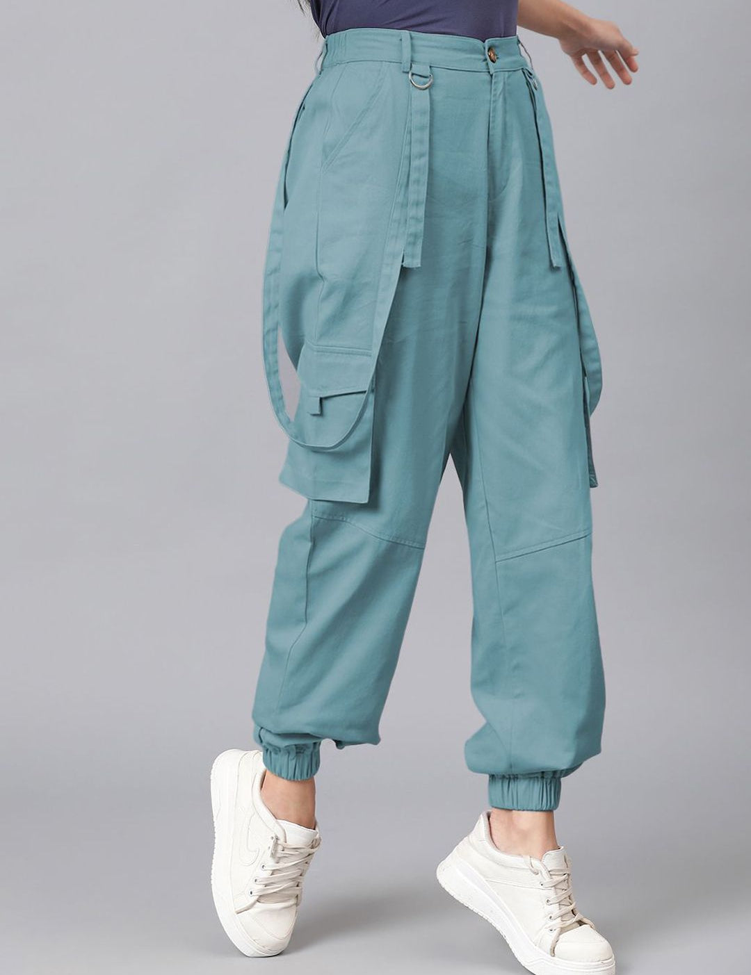 Kotty Women Relaxed High-Rise Easy Wash Cargos Trousers