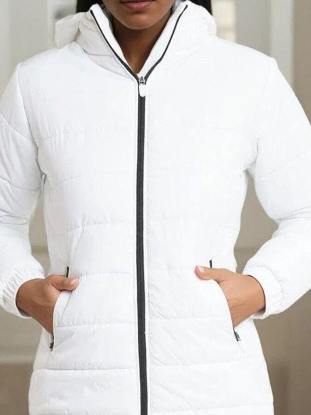 Kotty Women Hooded Solid Lightweight Puffer Jacket