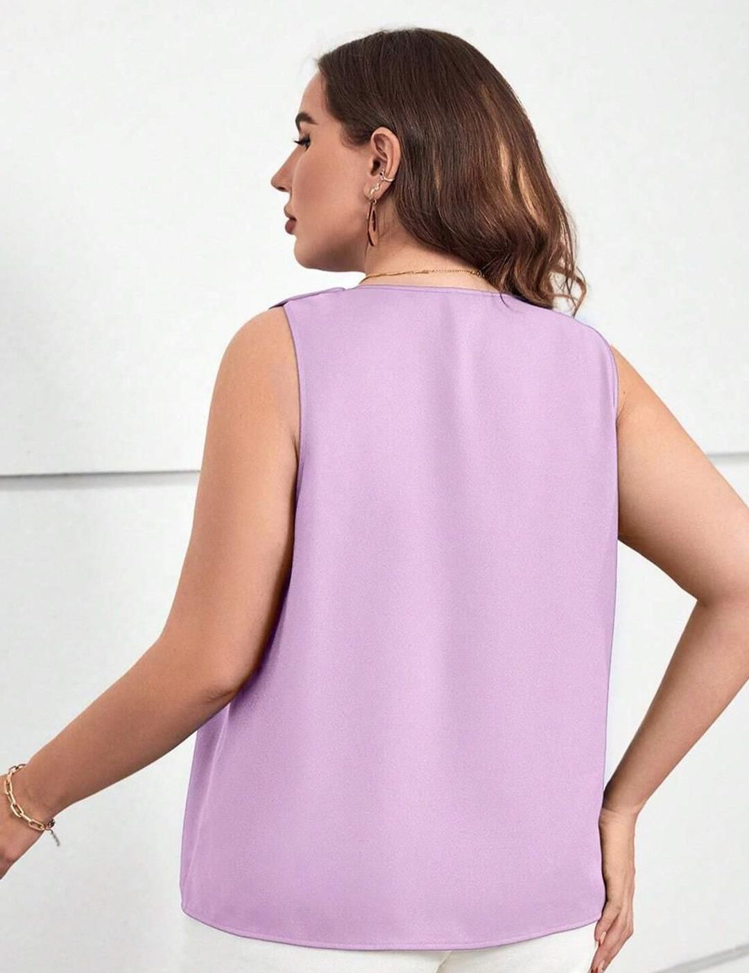 KOTTY Sweetheart Neck Crepe Top