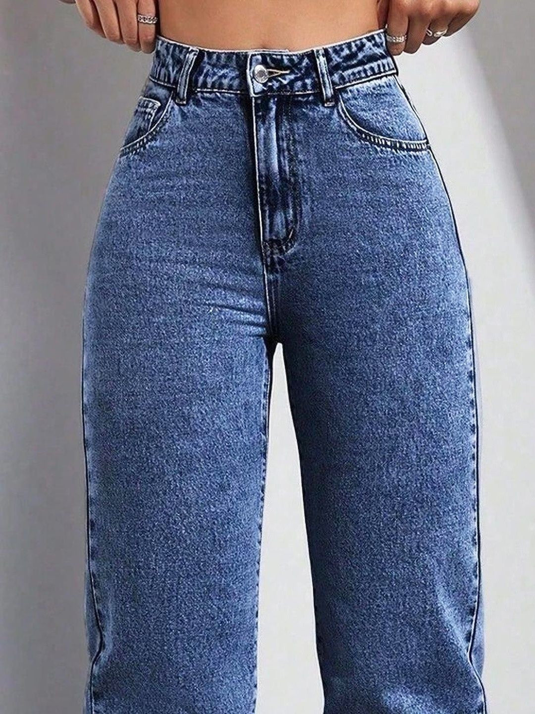 Kotty Women Jean Straight Fit Mid-Rise Jeans
