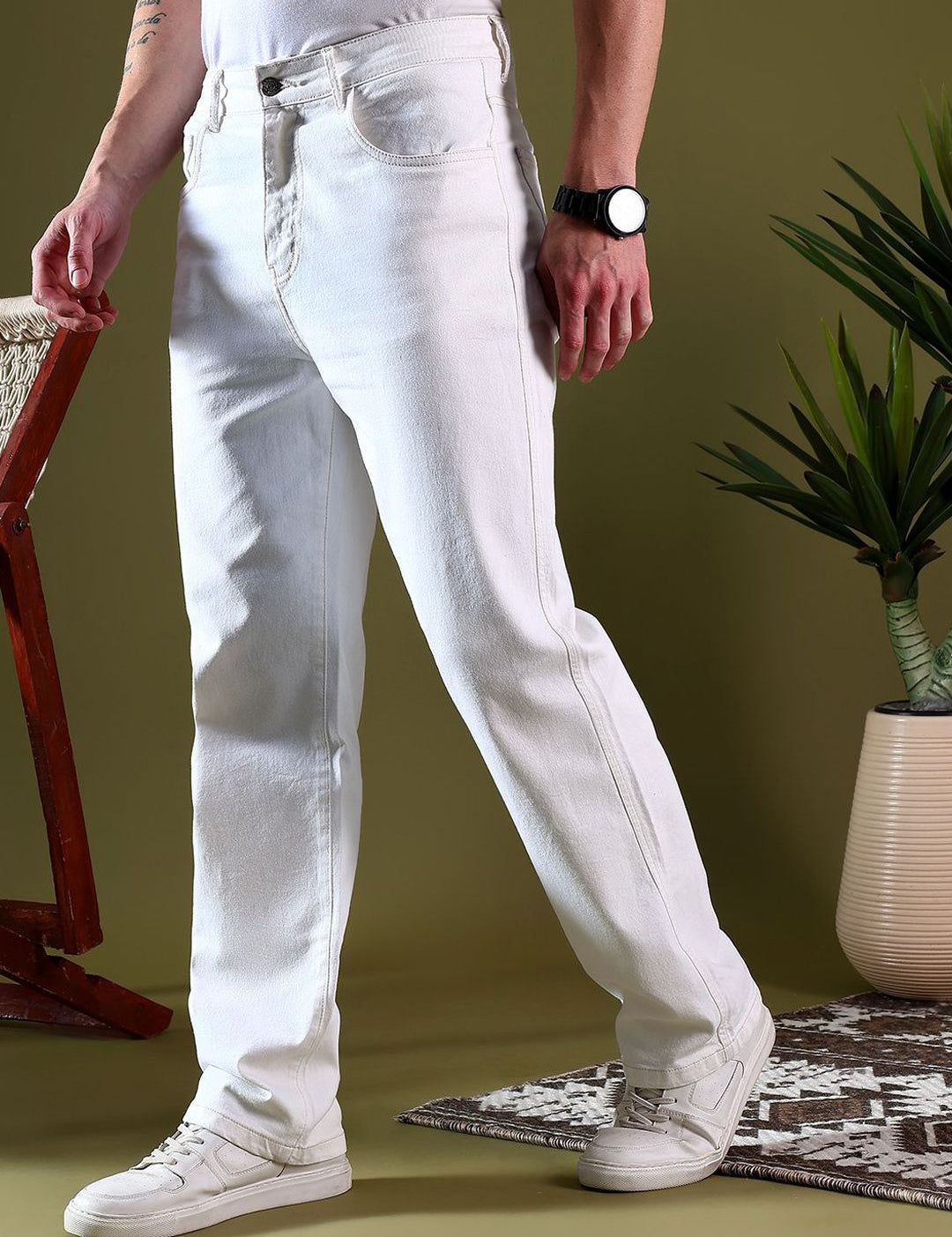 Kotty Men Jean Low-Rise Light Fade Stretchable Jeans