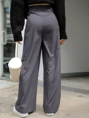 Kotty Women Relaxed Straight Leg Straight Fit High-Rise Easy Wash Pleated Trousers