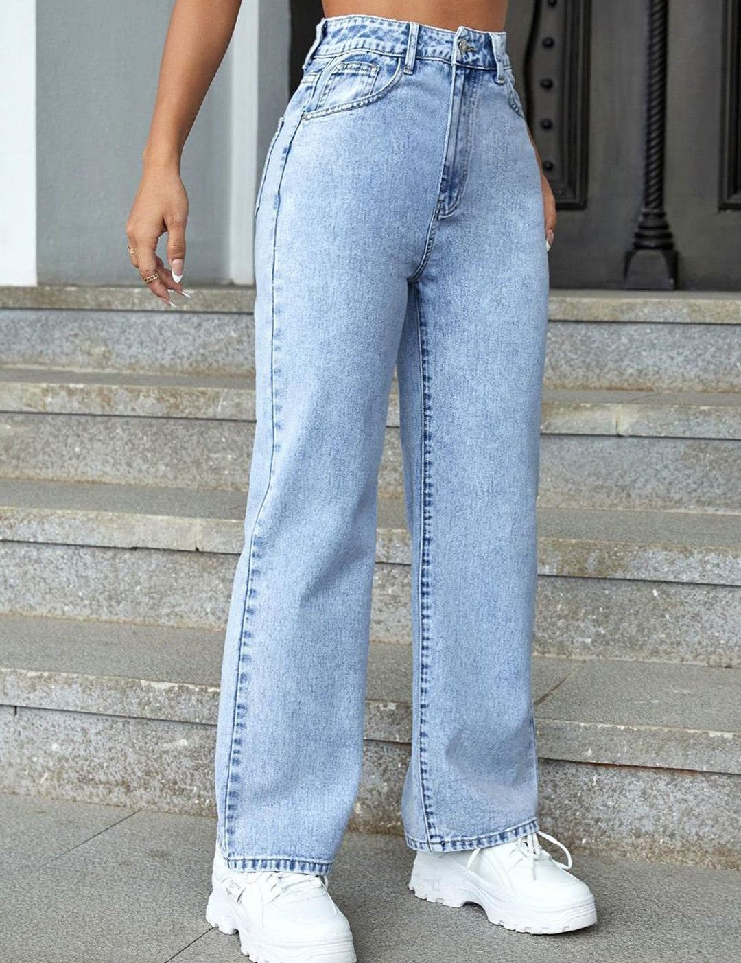 Kotty Women Jean Straight Fit High-Rise Heavy Fade Stretchable Jeans