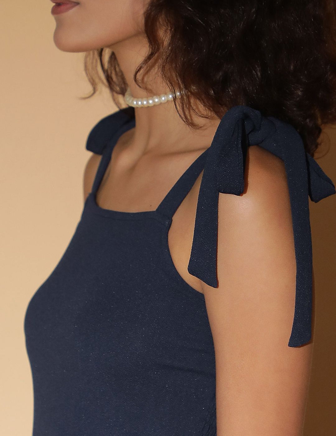 Kotty Women Solid A-Line Midi Dress