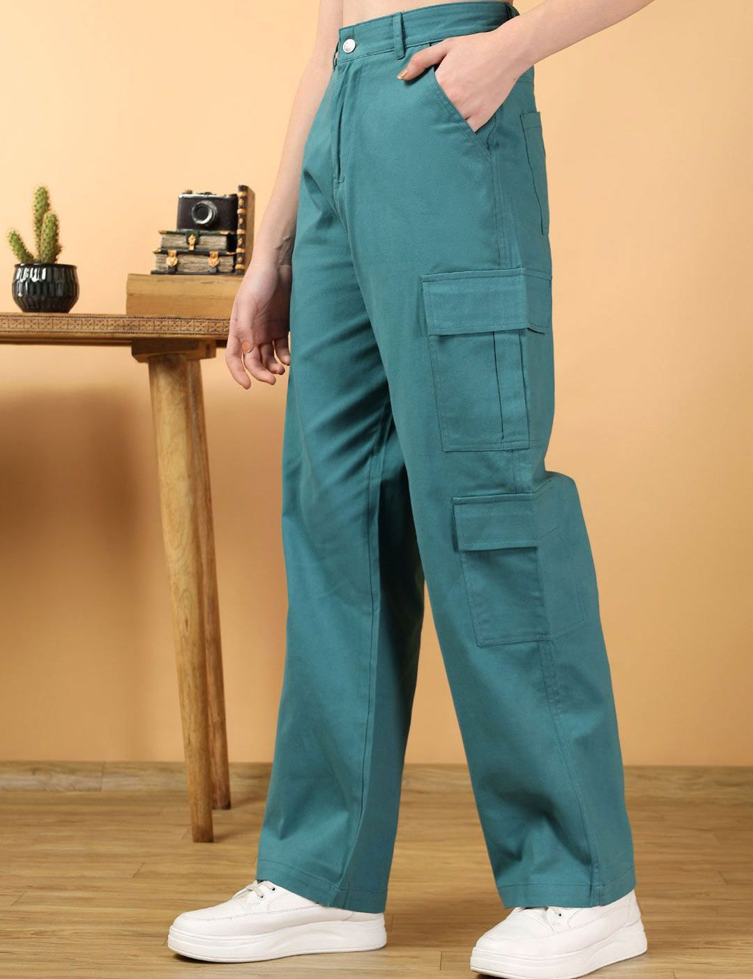 Kotty Women Jean Straight Fit High-Rise Stretchable Jeans