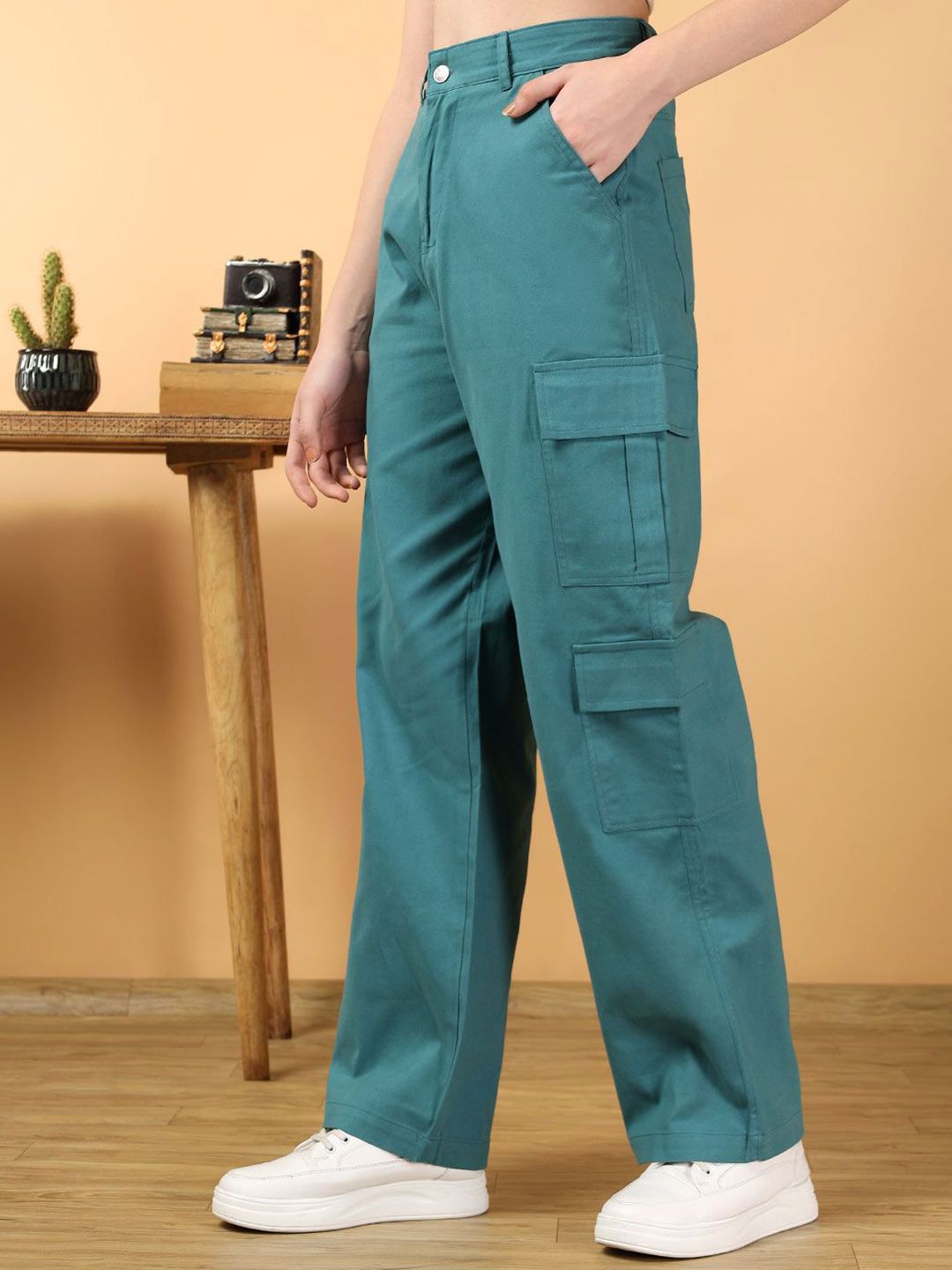 Kotty Women Jean Straight Fit High-Rise Stretchable Jeans