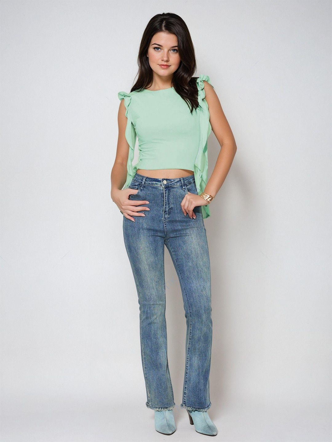 Kotty Women Solid Boat Neck Top