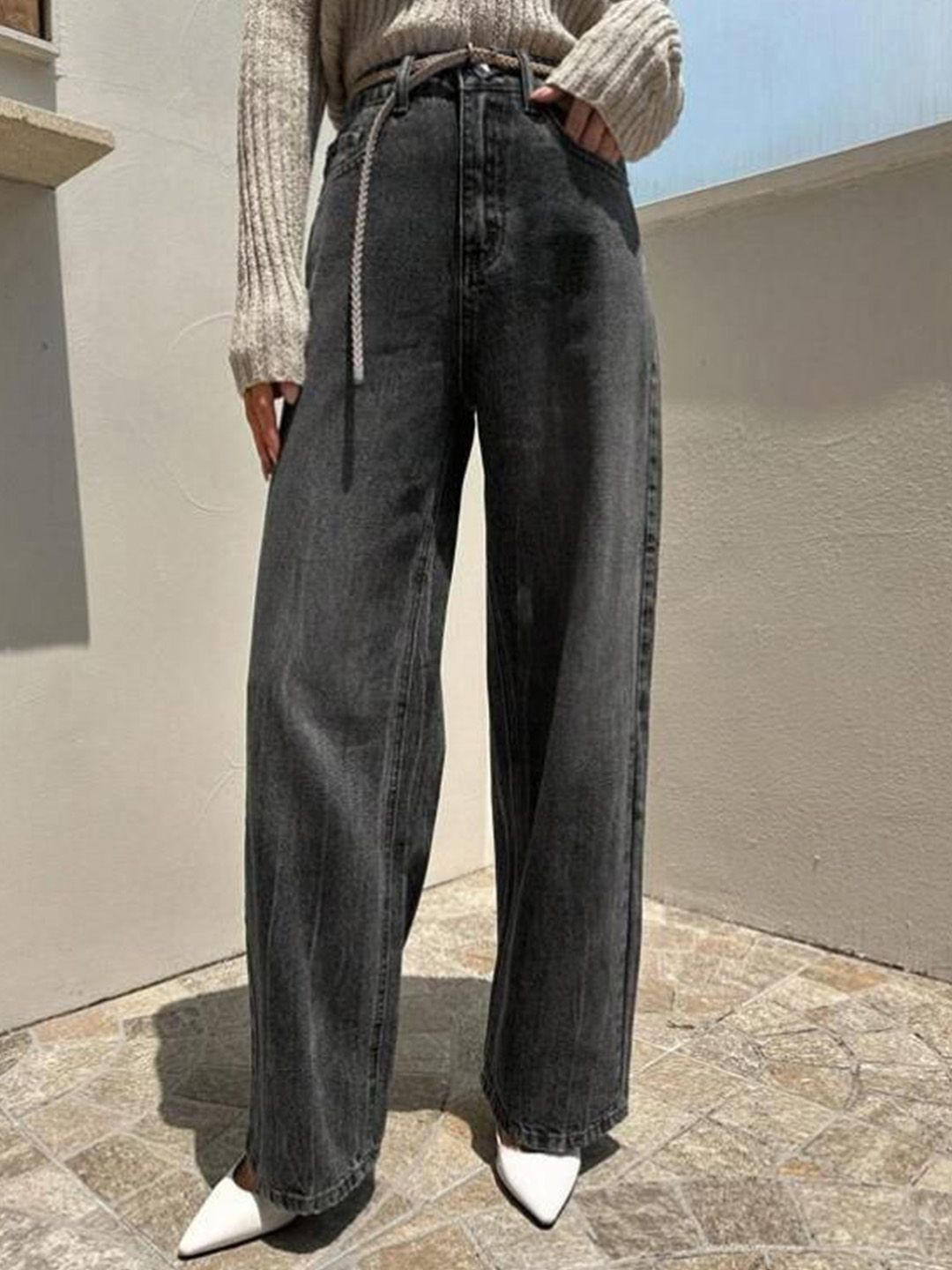 Kotty Women Jean Straight Fit High-Rise Stretchable Jeans